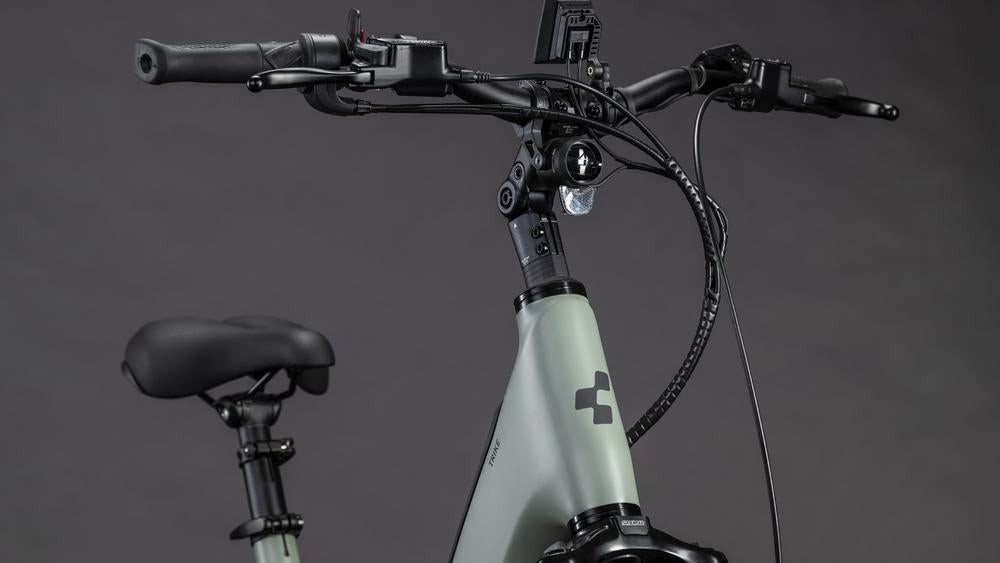 CUBE | Trike Flatbed Hybrid 750