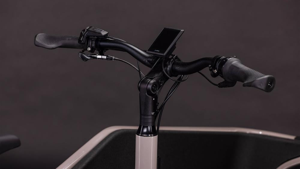 CUBE | Cargo Hybrid Comfort Pro 800