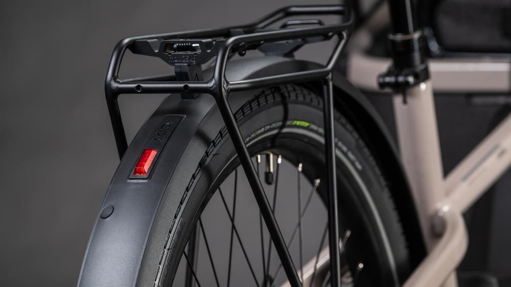 CUBE | Cargo Hybrid Comfort Pro Family 800